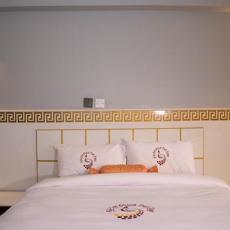 Good Putt Hotel Nakuru Luaran gambar